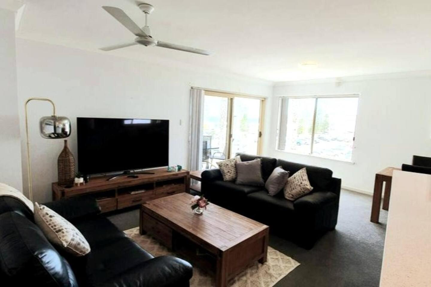 Sandcastles Beachfront Luxury Retreat Apartment Perth Exterior photo